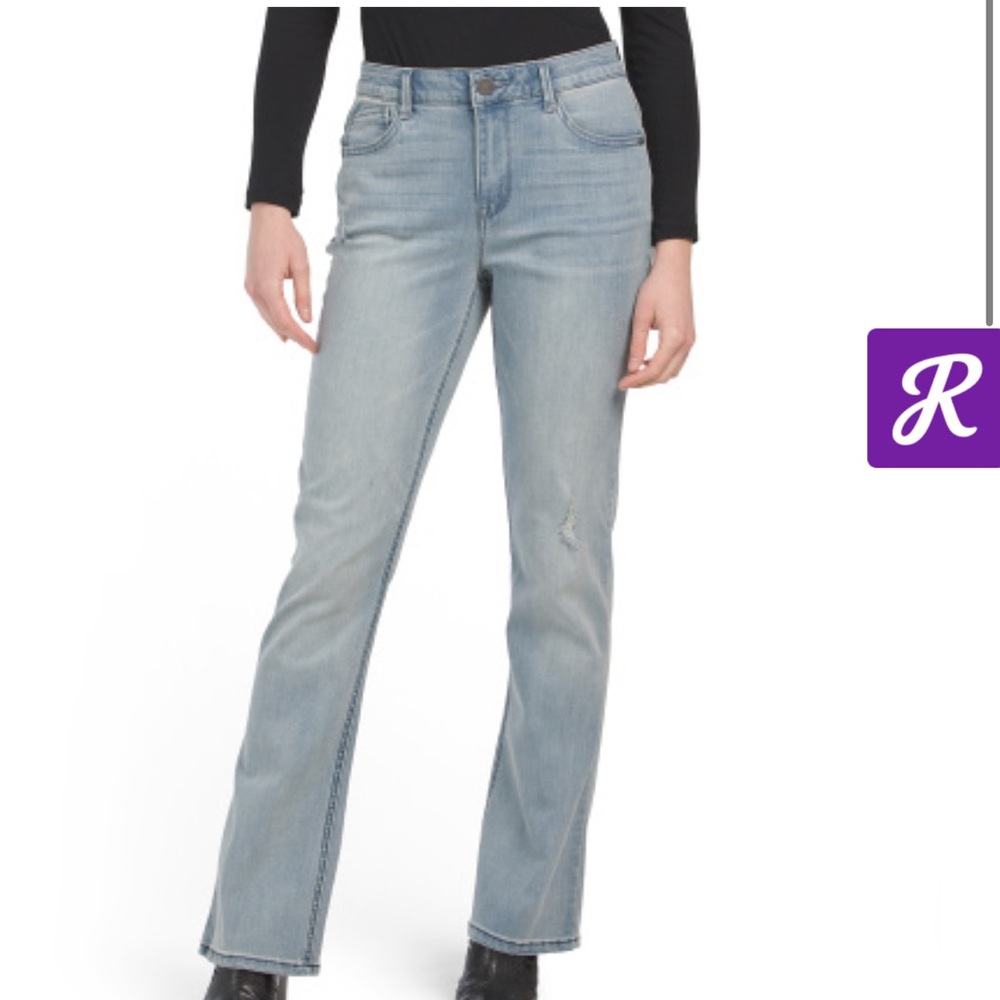 Democracy Ab Solution High Rise Itty Bitty Bootcut Jeans
Style NWOT